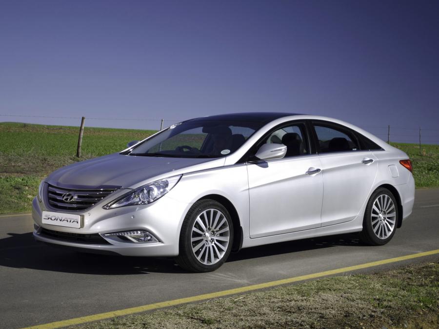  Hyundai Sonata 2013 года  (ZA) (фото 13 из 15)